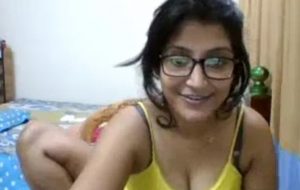 Indian crimson-hot aunty flashing joy bags and titty press to beau