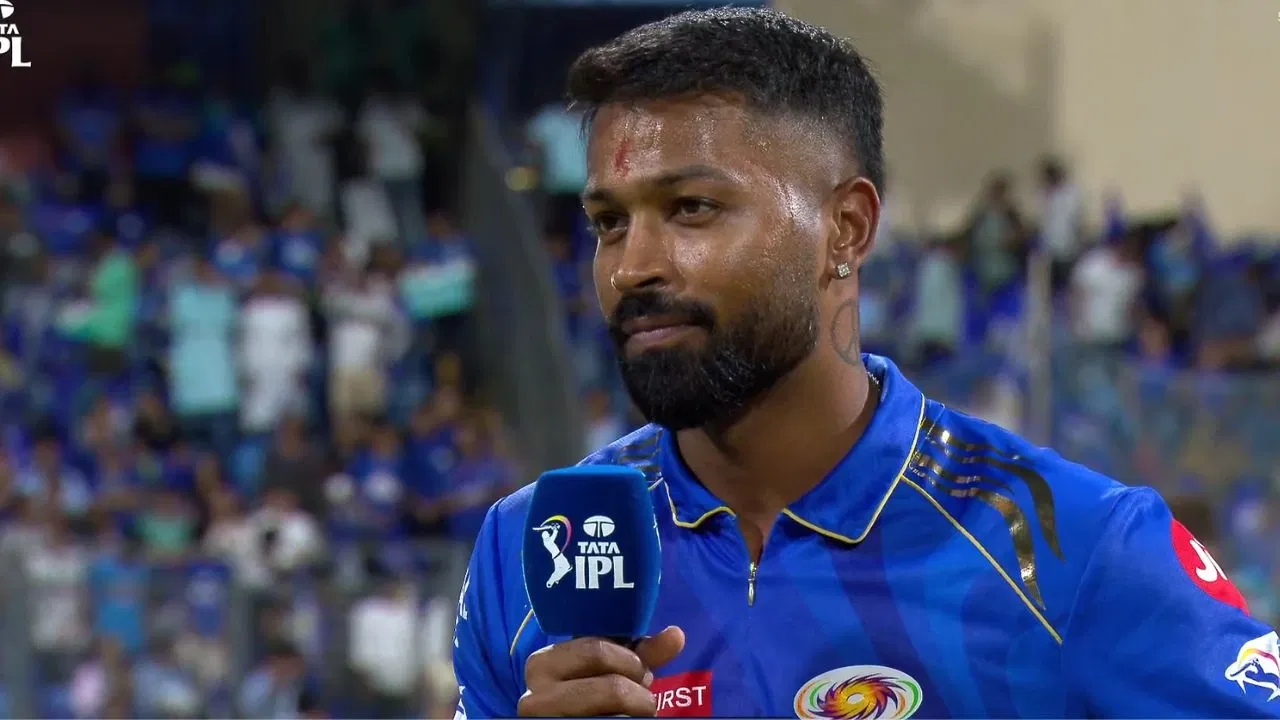 Watch: Hardik Pandya does a Rohit Sharma, forgets MI debutant’s name at toss