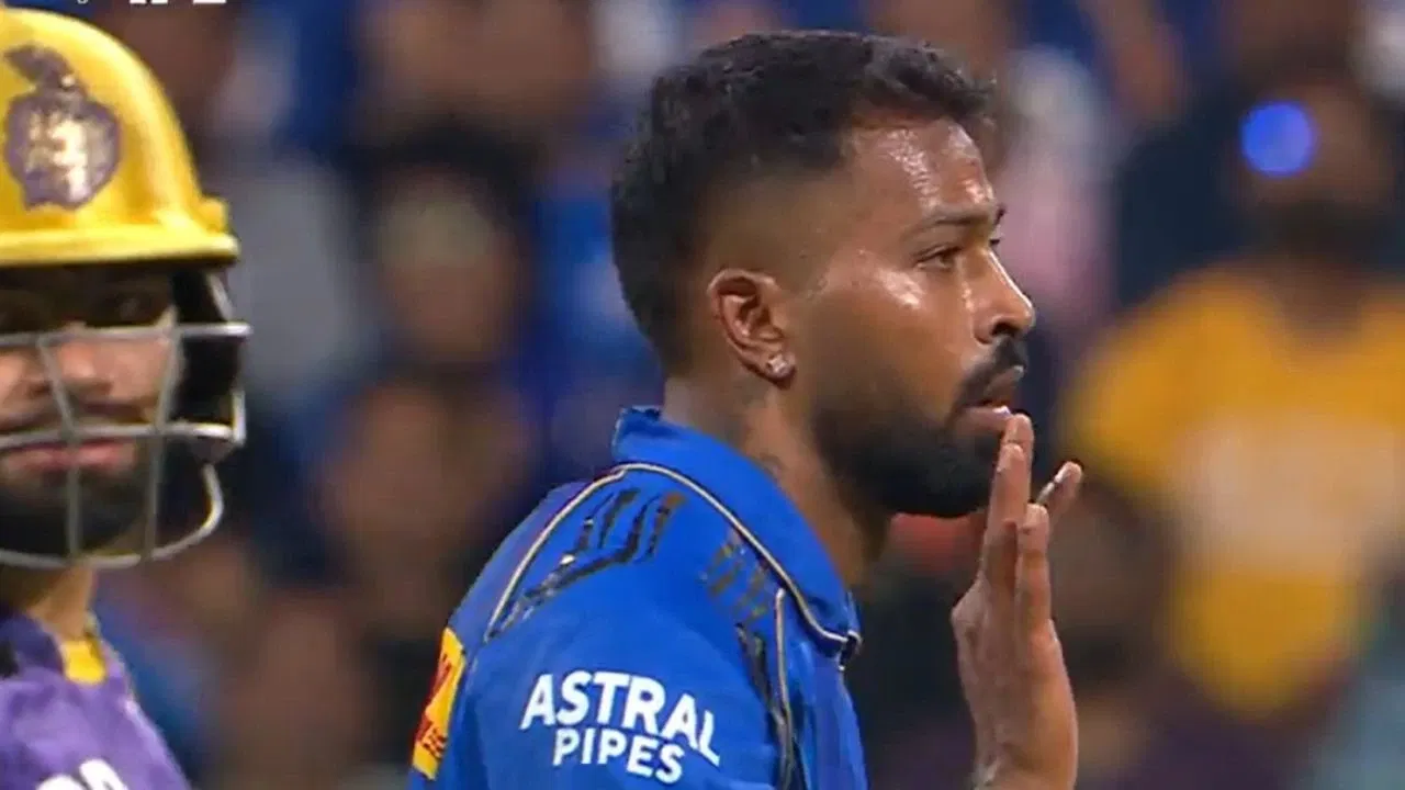 Watch: Hardik Pandya gives Angkrish Raghuvanshi ‘Babar Azam treatment’ with ‘Bye-bye’ send-off