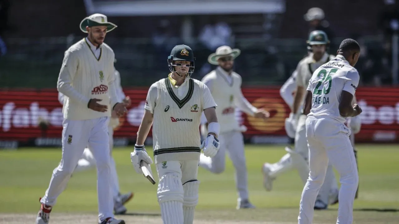 Nic Maddinson sent home after poor run as Australia set to make changes for Cape Town Test